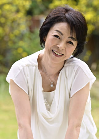 噂のド淫乱熟女 1