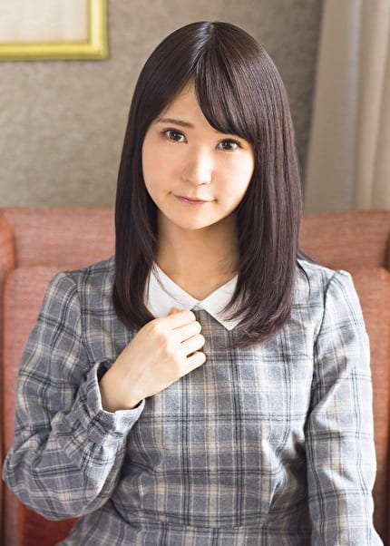 S-Cute nimo（21） 黒髪美少女
