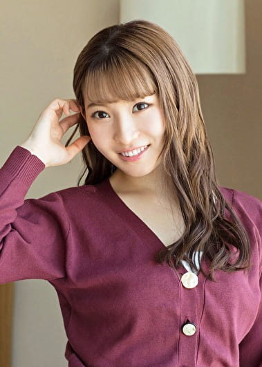 S-Cute ひな(22) 色白な肌をほんのり染めるセックス