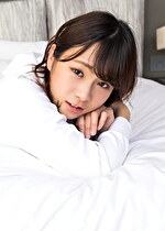 S-Cute みお(23) 生っぽい反応が可愛らしい少女に顔射SEX