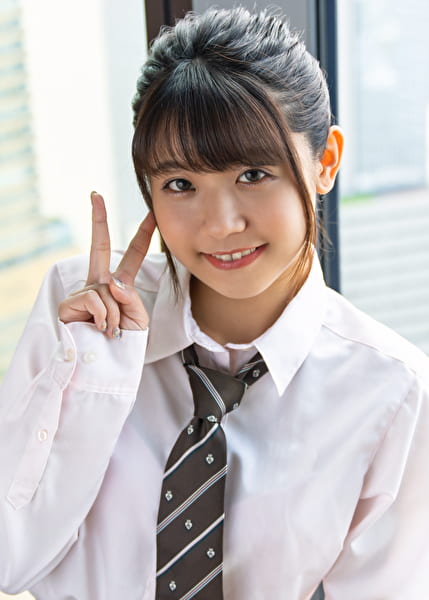制服　裸 制服姿のJKたちが、おっぱいを出したり全裸になっちゃう | エロ ...