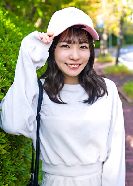 色白セフレと中出しハメ撮り