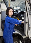 配送中NTR 既婚ベテランドライバーの配送に付いて回るうち車中でわれてしまった新婚人妻 MINAMO