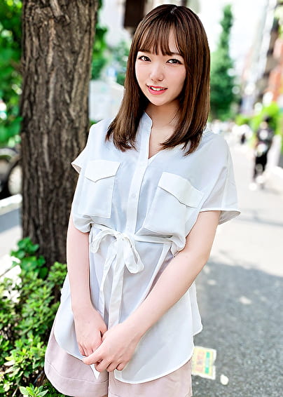 新宿交縁女子 File NO.125 （美乳美脚）