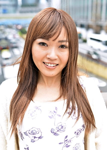 昔ギャルだった国立大生に編集部員のオナニーを見せつけたら ゆず奈