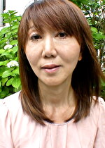 【素人・熟女】欲求不満の熟女さんが幸福感と無上の快感を求めてAV出演！「いくつになっても私はオンナです」 M558G02