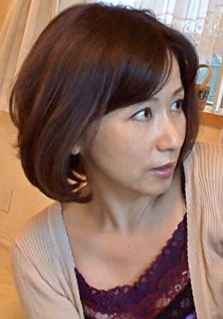 変態男の勝手な思い込みからされてしまうセレブ妻！！