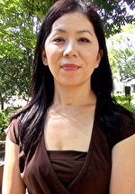 【素人・熟女】ごく普通の可愛らしい還暦熟女さんが旦那の浮気をきっかけにAVに出演！積もりに積もった欲求不満を炸裂させやる気満々で快感にいしれ淫乱熟女に豹変！！