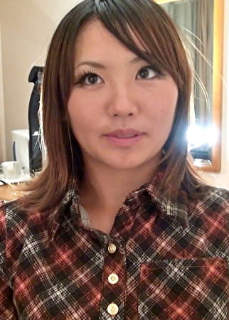 地方のワケあり奥さんをナンパして好き勝手にハメ撮りしちゃいました。週5で旦那とエッチしていた楊子さんだが旦那が海外に行って現在欲求不満爆発中！