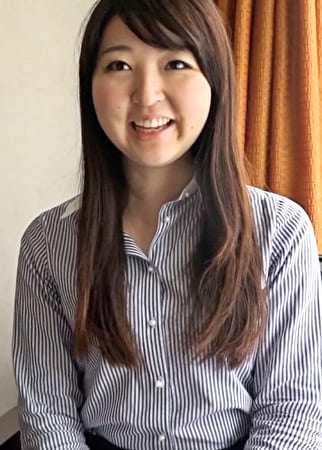 横浜の奥さんを騙してエロい撮影に謝礼に釣られてなし崩し的エスカレート！バイト料よりもチポが欲しい！！