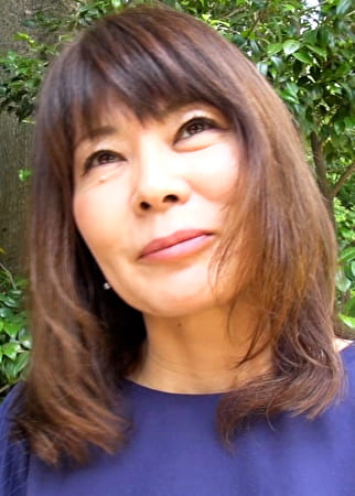 バツ2の五十路熟女の欲望丸出し。快楽に溺れるスレンダー美熟女のでか乳首！