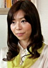 30代の上品でセレブな奥様を騙して生ハメ～生中出し！上品でセレブな雰囲気の奥様が豹変！？旦那以外の若い他人棒に絡みつくマコ！！
