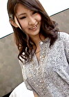 写真集のイメージにピッタリなのでモデルになって欲しいとホテルにみ服を脱がして行く･･･下着姿に興奮して股間まさぐり･･･
