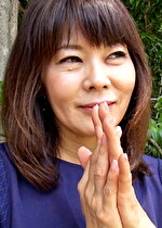 W不倫の五十路熟女が新しい出会いを求めてのAV出演！大きな乳首を責められ本気イキ！