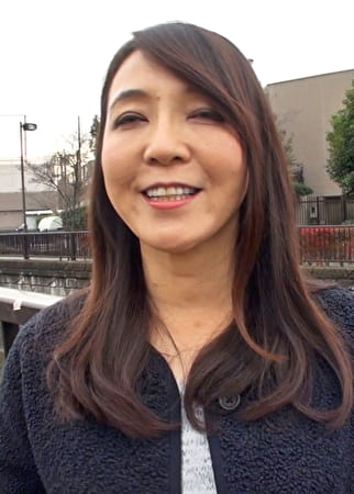 五十路を迎え性欲が抑えきれずAVに応募してきた五十路熟女!SEXを極めて本気イキの絶頂交尾!