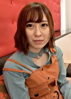 洋菓子販売店でバイト中のをモデルテイでホテルイン。相当ムッツリで、押せばヤレちゃうお年頃！ご無沙汰＆敏感の最コラボで嵌め撮りSEX！