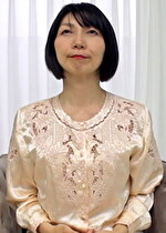 【素人・人妻】AVの撮影に膣奥を貫かれ涙を流してヨガリ乱れるショートヘアー六十路熟女の性欲旺盛セックス！