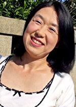 【素人・人妻】満面の笑みでインタビューを受ける熟女さんの初撮りAV出演！ムラムラした気持ちが抑えきれずに昇天SEX！