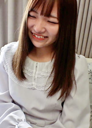 ナンパ待ちの一人で上京したての人妻さんを狙ってナンパ！おをませてほろい気分でホテルでハメ撮りSEX！