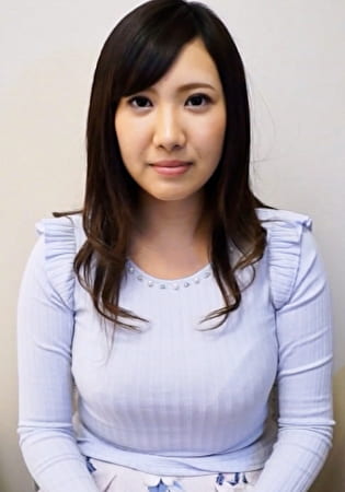 不倫インタビューでホテルにまれ･･･夫婦関係はあまり上手くいってない奥様になし崩し的にハメ撮りSEX！