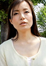 【素人・熟女】愛より快楽を求めるむっつりヤリマンの清楚系美熟女さんがAV出演！クンニ大好きビッチ熟女に絶頂中出しSEX