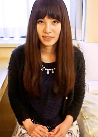 美容室を経営している旦那はお客様と不倫し放題。現在は夫婦関係も冷え切っているという奥様のノーリスクの仕返し不倫SEX！