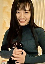 無邪気キャラ全開、身振り手振りがとにかく可愛い黒髪美少女と個撮テイでラブホでハメ撮り！食生活は肉を食べないヴィーガンだけど男にたいしては肉食美少女！