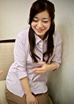 【素人・中出し】ビジネスホテルのマッサージで呼んだ美女施術師さんをエロい気分にしてなし崩し的に濃厚中出しセックス！