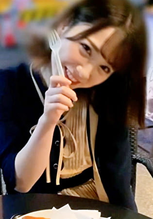 セックス大好き小悪魔的美女を個撮テイでラブホに●れ込み潮吹き敏感ハメ撮りSEX！