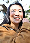 清楚系でおとなしい雰囲気のどこにでもいそうな熟女！実は性欲旺盛！AV出演でエッチしに来るむっつりヤリマン！