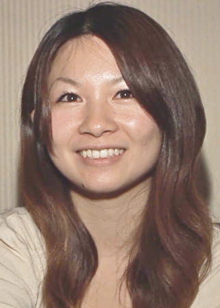 最近、旦那が冷たい･･･。だったら今日は温まって帰りましょ！色白で巨乳の若妻さんを温めるべく道具を駆使して身体をほぐしたら熱い肉棒で幸せ中出しSEX！