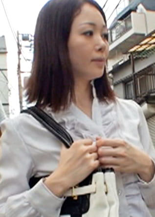 帰宅途中のOLさんの赤裸々白書！仕事場の不満をぶちまけて！謝礼金につられて淫らな撮影OK！好きものOLの淫乱乱交SEX