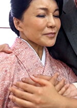 【素人・熟女】和服熟女の不貞SEX！熟れたカラダを持て余す肉感ボディのエロ美熟女の本能丸出し淫乱絶頂SEX！