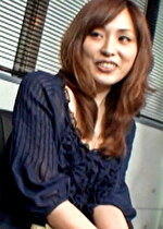 【素人・人妻】街行く奥さまをナンパしてインタビューと称して事務所に招き勃起した男根を見せつけると･･･欲求不満の奥さまは3本の他人棒に連続生中出し！