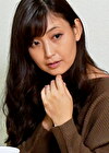 若い頃のキラキラした恋愛を夢見る奥さんは昔好きだった彼にドキドキ！旦那の横で声を潜めてキラキラSEX！
