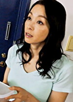 【素人・熟女】いつもきれいなお隣のスレンダー美熟女に勃起男根を見られてしまい･･･優しく処理してくれた淫乱痴女SEX！