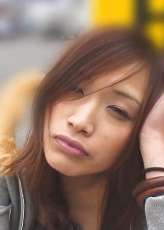 へっぽこADが女優を青森まで呼んでおいてまさかの日程間違い！大激怒の女優をなだめて青森観光からのまさかの旅館で一泊に！？これはイケると踏んでいたADだったがラストは衝撃の展開に！