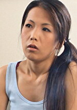 【素人・人妻】輩2人に組み敷かれるスレンダーボディの美人奥様！望まないSEXに感じてしまう孕ませ乱交！