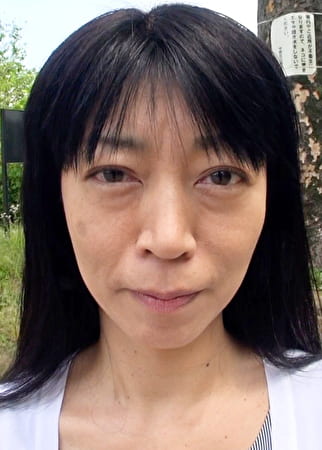 黒髪清楚系美熟女の初撮りAV！旦那とはレスで久しぶりの肉棒に瞳を閉じて快感に喘ぐ中出しSEX