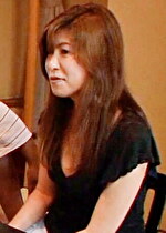 【素人・熟女】黒人2人組にTV番組の撮影とナンパされた熟女は独り身の欲求不満！？期待通りの極太黒人マラに性欲爆発3P乱交SEX