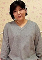 【素人・熟女】ショートヘアーのムチムチ熟女と初撮りAVで過呼吸になるほどのイキまくり濃厚SEX
