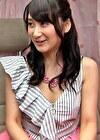 胸元を調した服を着た美人奥様が乳首ローターにバイブを嵌めてエロく可愛い喘ぎでイキまくる変態性交！