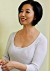 欲求不満熟女が胸元を強調した服で隣人を誘惑するドスケベ淫乱痴女SEX！