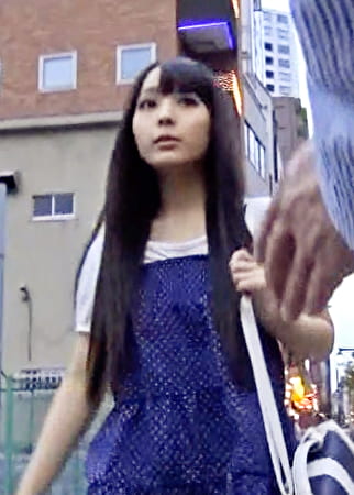 世間知らずの黒髪清楚系美人をアンケート調査とナンパしてエッチな質問＆大人のおもちゃで可愛い顔ははしたないアへ顔でイキまくる！