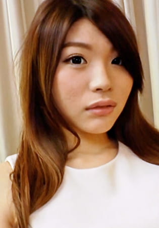 清楚な雰囲気で隣の綺麗なお姉さん風若妻が恥じらいながら静かに乱れる快楽不倫性交！