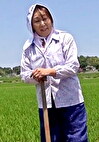 地方の農村の肝っ玉母さん！AV突撃撮影隊が見つけた淫乱熟女！2本の肉棒を味見する淫乱乱交SEX！