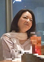 フラフラ巨乳熟女お！色白デカ乳輪と濃厚ワンナイト！
