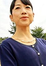【素人・熟女】上品で清楚な雰囲気のスレンダー熟女の肉欲暴走SEX！10年振りのSEXでイキ過ぎ注意！
