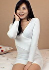 塾講師の黒髪熟女さんの面接AVオナニー！真っ白なニットのワンピースにエロボディを包みはしたなく乱れる赤裸々SEX