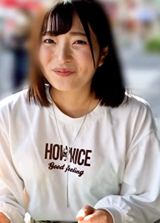 純真無垢、透明感ハンパないアイドル的無邪気娘とラブホに籠り個撮テイの嵌め撮りSEX！